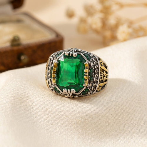 Bague vintage en argent et émeraude