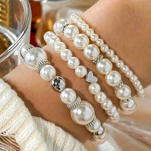 Elegant Bracelet Set with Pearls and Heart