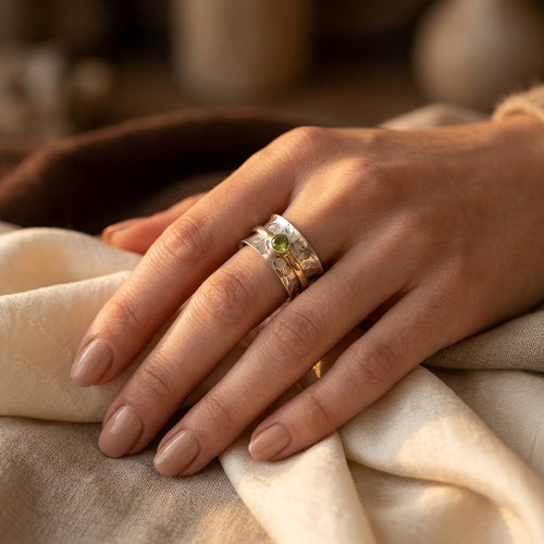 Bague ruban rustique en argent et or