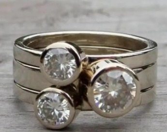 Bague vintage en argent à double zircone