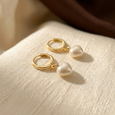 Boucles d'oreilles pendantes perle et cœur en or