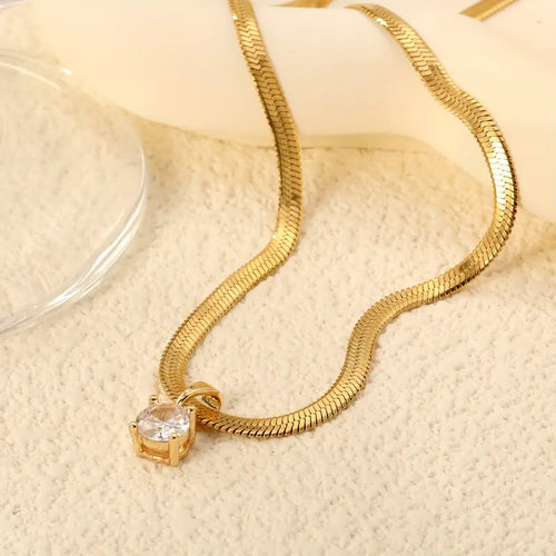 Elegant Gold Necklace with Rhinestone Pendant
