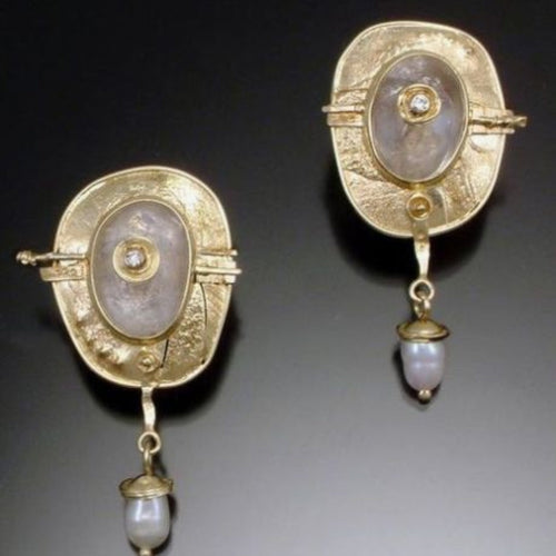 Boucles d'oreilles vintage dorées et perlées