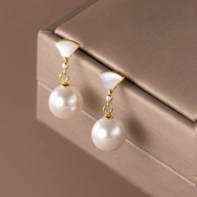 Chic Silver Earrings with Pearls