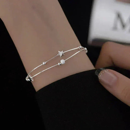 Bracelet en argent avec des étoiles