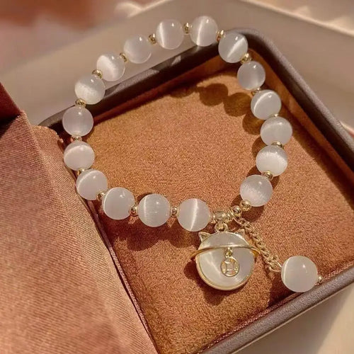 Beaded Bracelet with Lucky Cat Charm