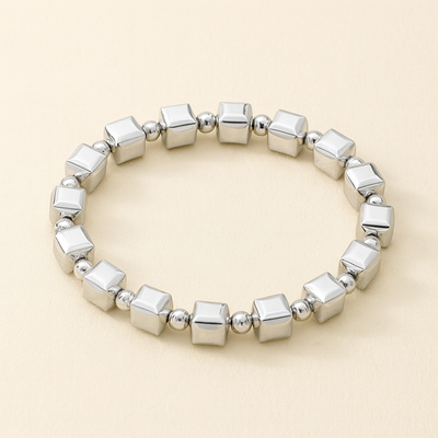 Timeless Silver Bracelet with Cube Pearl Details