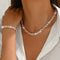 Robe élégante coupe sirène ornée de strass en verre