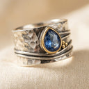 Bague avec serti argent et or