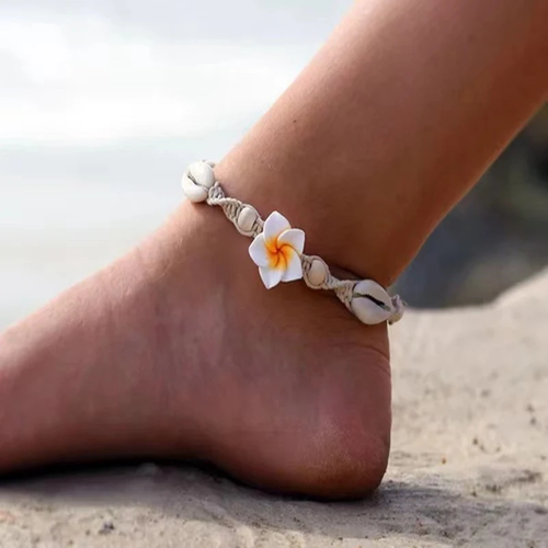 Cheville fleur blanche vintage