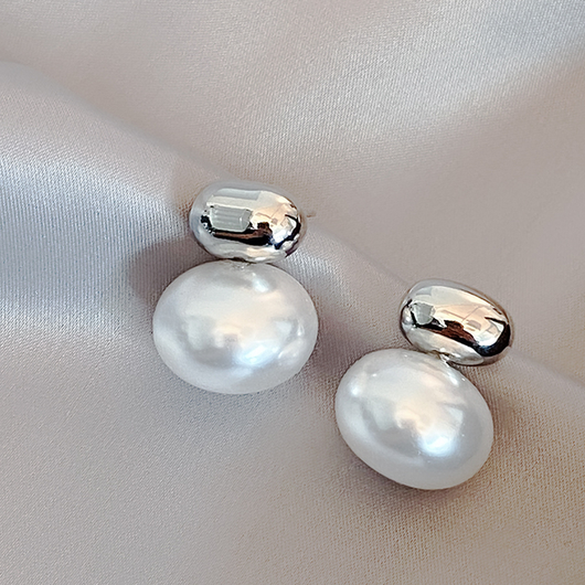 Boucles d'oreilles perles ovales en or