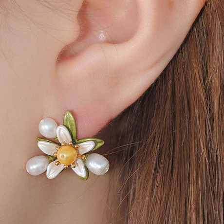 Boucles d'oreilles vintage à perles marguerites