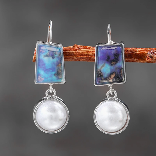 Boucles d'oreilles vintage en pierre bleue perlée