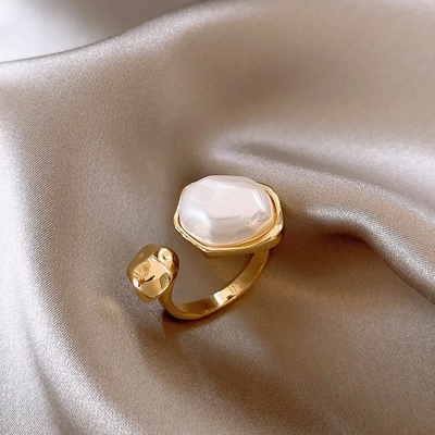 Elegant Inlaid Pearl Open Ring