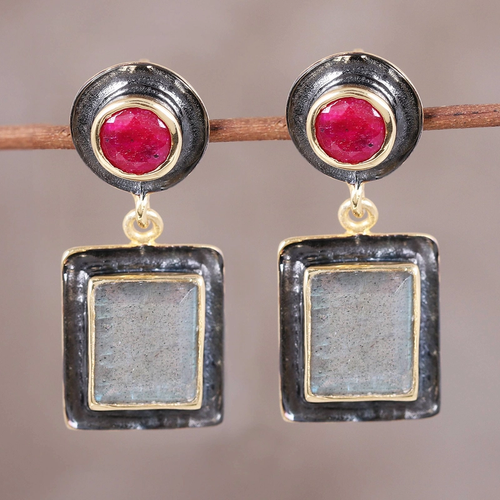 Boucles d'oreilles vintage à pierre carrée rouge