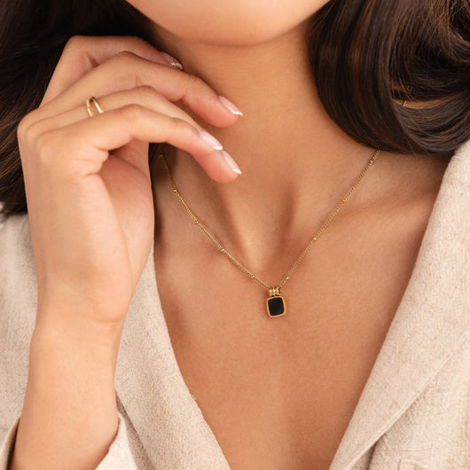 Elegant Double-Layer Necklace