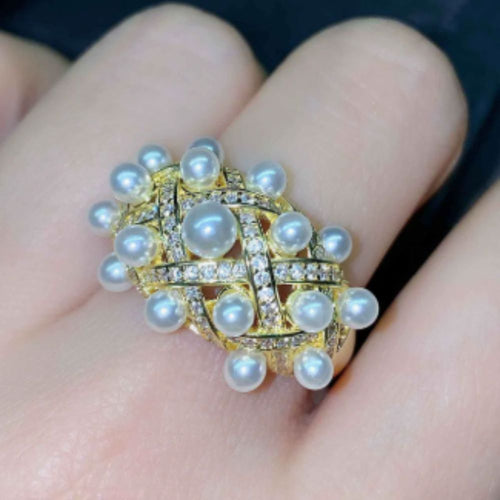 Bague vintage en or avec perle et zircone